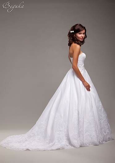 Коллекция свадебных платьев 2012